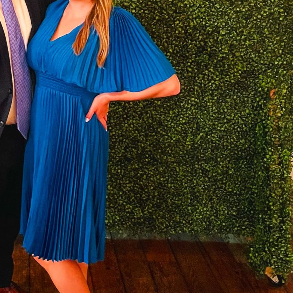 Express Pleated V-Neck Midi Dress